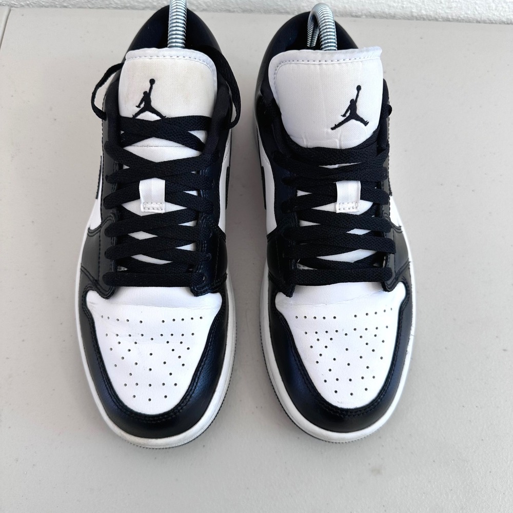 Nike Jordan 1 Low Panda Sneakers Women Size 8.5 Black White DC0774-101 - Picture 5 of 8
